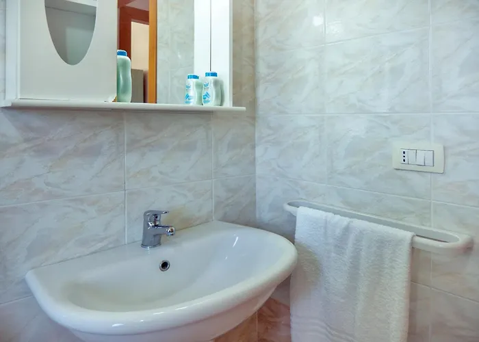 Apartment Fiordaliso *